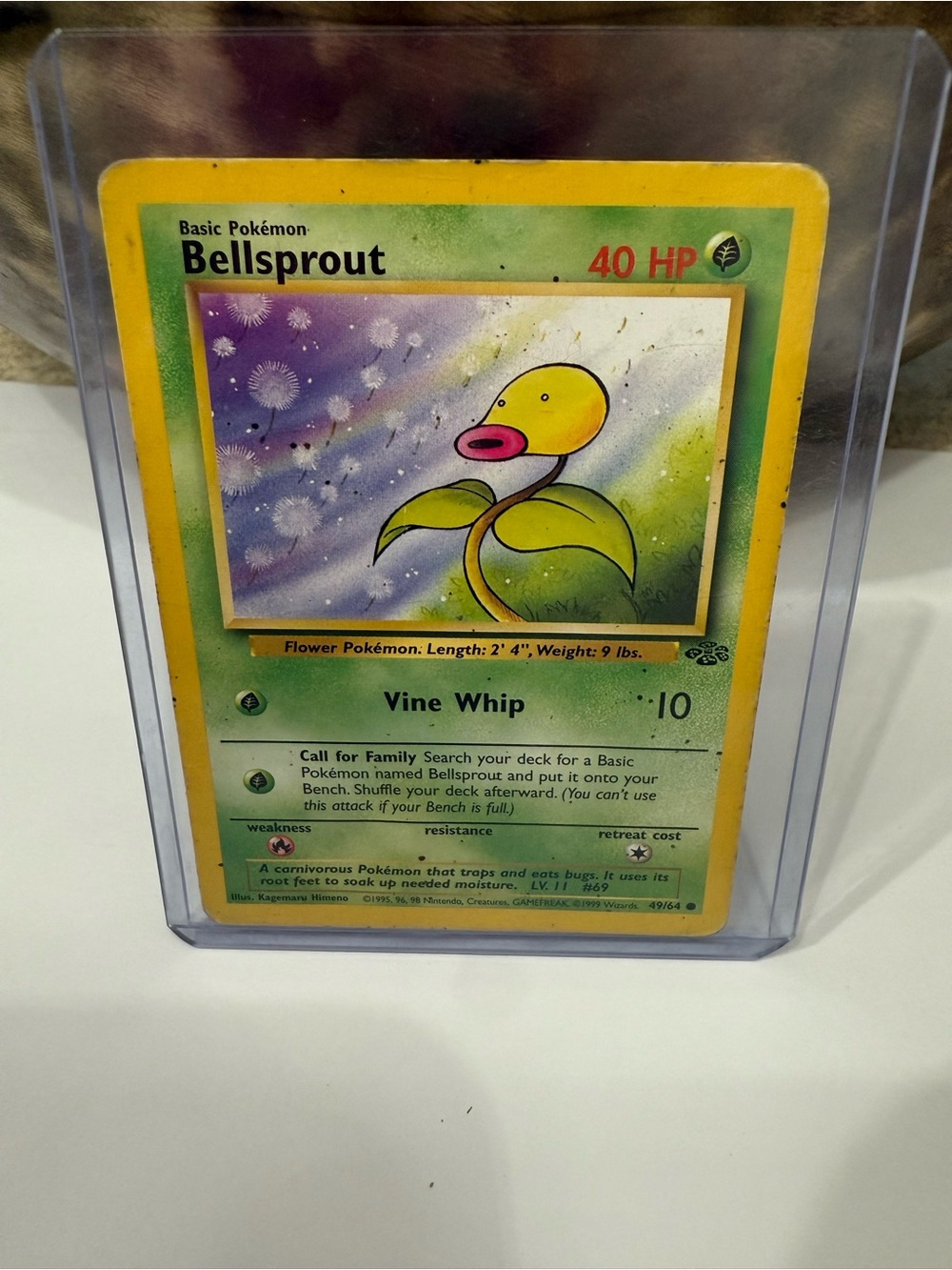 Bellsprout Pokémon Trading Card - Yellow & Green